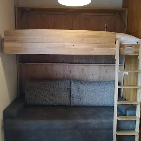 Haus Grugger アパート