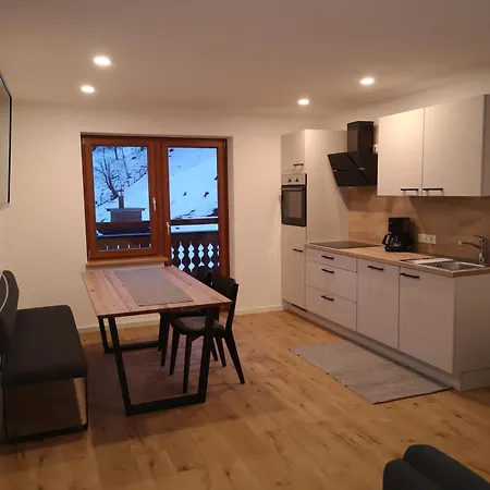 Apartment Haus Grugger *